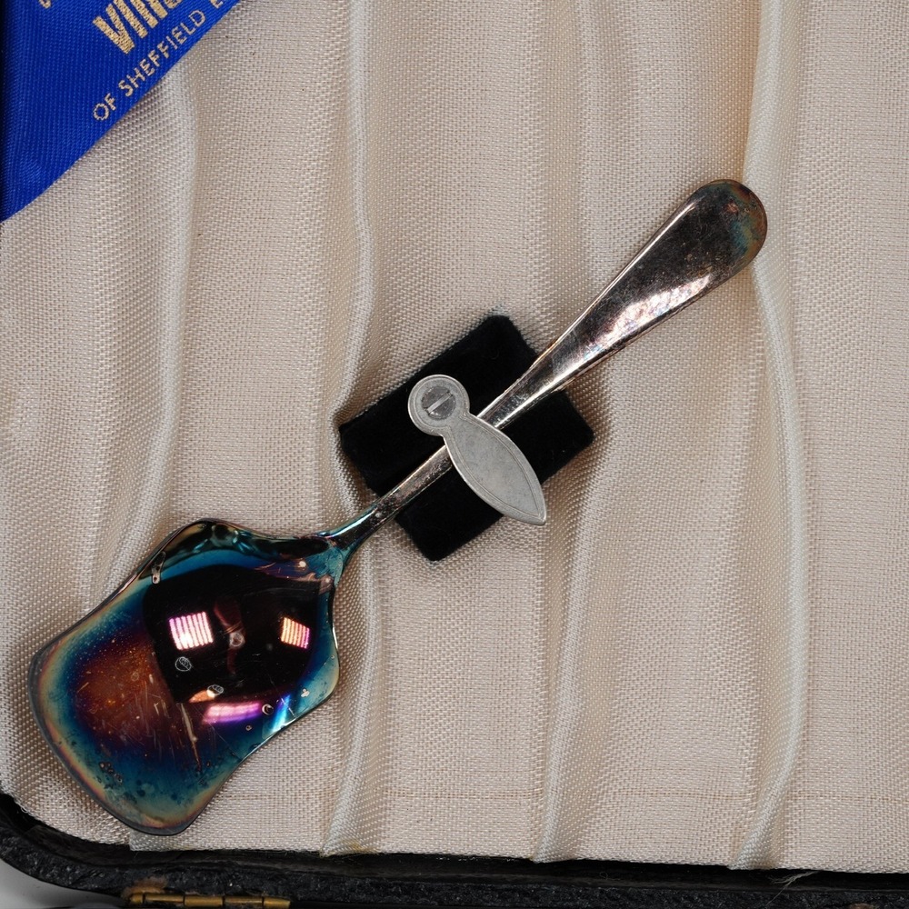 Viners Sheffield England Silverplate Teaspoons & Sugar Spoon Set w/ Box Vintage - Picture 3 of 12